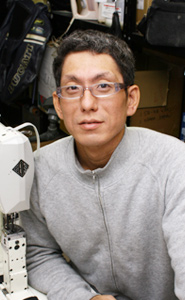 製造部・ヘッドショップ管理・総務部　部長　田中　秀樹