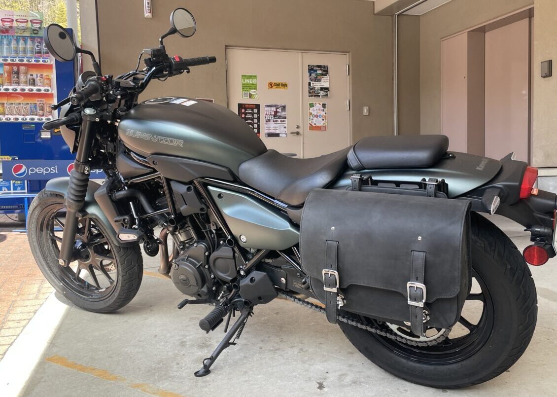 新製品】レザーサドルバッグ SB-114 x Kawasaki エリミネーター